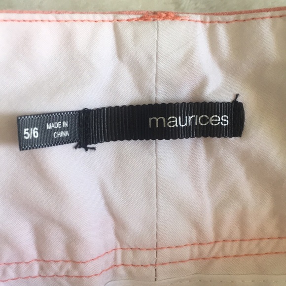 Maurices Belted Coral Shorts 5/6 - Picture 6 of 6